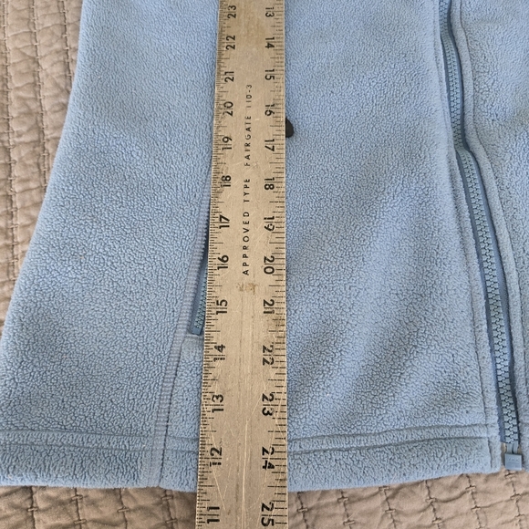 Women's Eastern Mountain Sports Light Blue Fleece Vest EUC Large - Picture 3 of 9